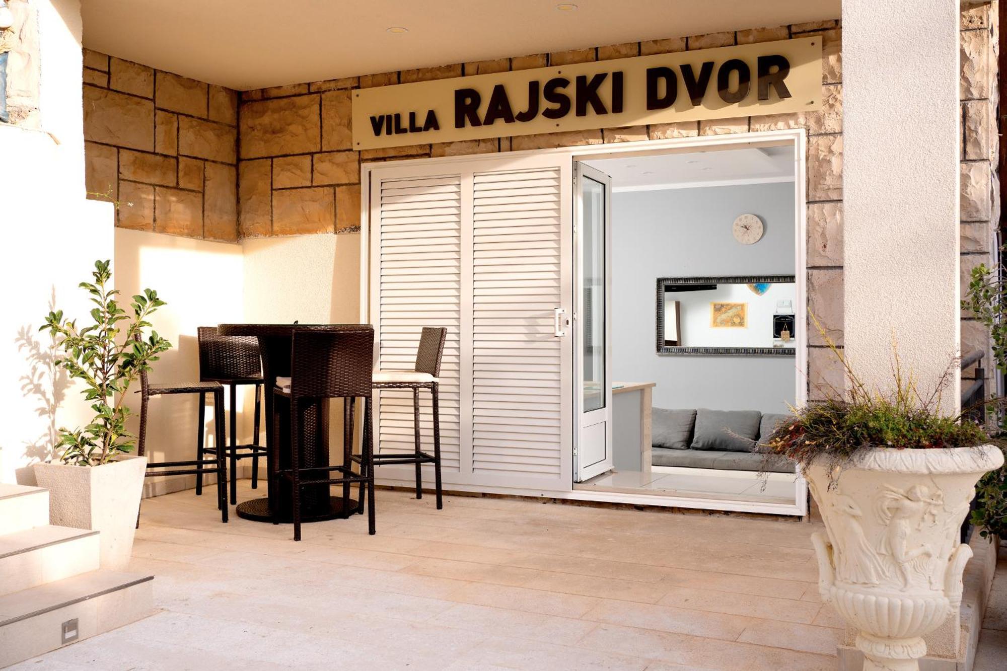 Villa Rajski Dvor ボル エクステリア 写真